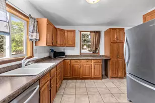 17 N 5th St, Winneconne, WI 54986 - Photo 4
