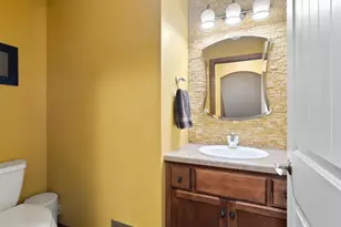 2690 Prairie Garden Trail, Green Bay, WI 54313 - Photo 32