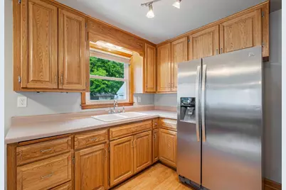 408 Abrams Street, Green Bay, WI 54302 - Photo 10