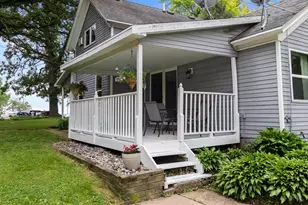 6724 Hillside Rd, Pickett, WI 54964 - Photo 4