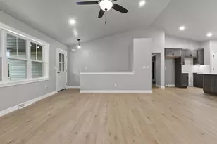 N4748 Arroyo Ct, Krakow, WI 54137 - Photo 8