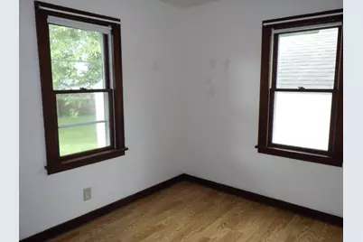 89 Torrey Street, Clintonville, WI 54929 - Photo 6