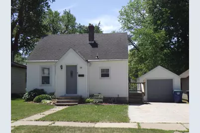 89 Torrey Street, Clintonville, WI 54929 - Photo 1
