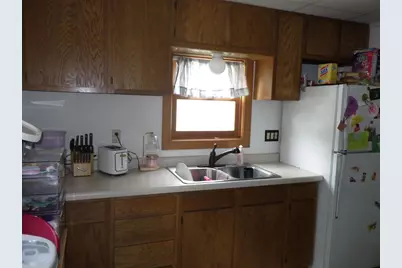 89 Torrey Street, Clintonville, WI 54929 - Photo 2