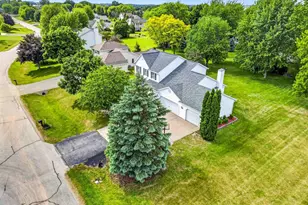 W6788 Windward Dr, Greenville, WI 54942 - Photo 44
