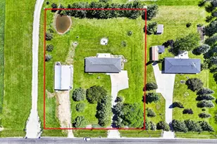 N978 N Rd, Hortonville, WI 54944 - Photo 2