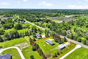 N978 N Rd, Hortonville, WI 54944 - Photo 36