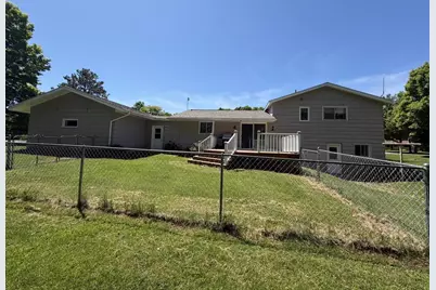 406 W 4th Street, Caspian, MI 49915 - Photo 4