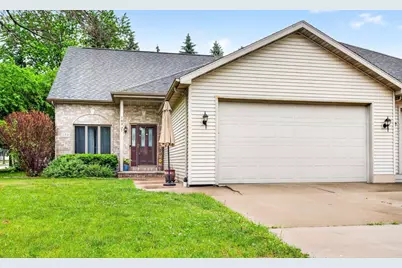 103 E Kennedy Avenue, Kimberly, WI 54136 - Photo 1