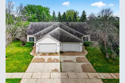103 E Kennedy Avenue, Kimberly, WI 54136 - Photo 2