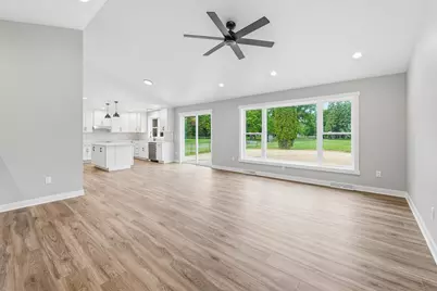 1150 Fond Du Lac Avenue, Fond du Lac, WI 54935 - Photo 4