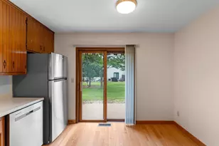 711 Olson Ave, Appleton, WI 54914 - Photo 16