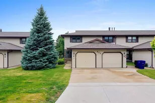 711 Olson Ave, Appleton, WI 54914 - Photo 2