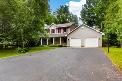 421 Eklund Street, Peshtigo, WI 54157 - Photo 2