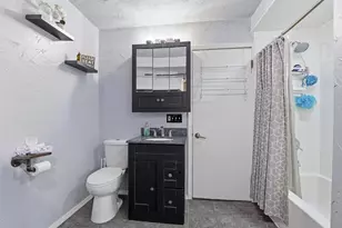 709 E Goodall St, Appleton, WI 54915 - Photo 12