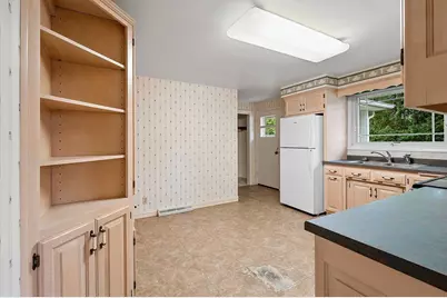 915 Tommark Street, Green Bay, WI 54304 - Photo 20