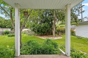 915 Tommark St, Green Bay, WI 54304 - Photo 42