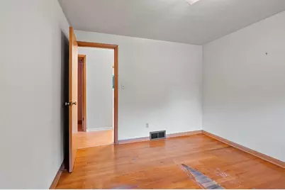 915 Tommark Street, Green Bay, WI 54304 - Photo 32