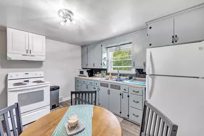 1307 S Clay Street, Green Bay, WI 54301 - Photo 14