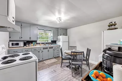 1307 S Clay Street, Green Bay, WI 54301 - Photo 18