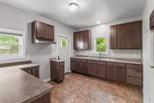 408 Dixon St, Kaukauna, WI 54130 - Photo 4