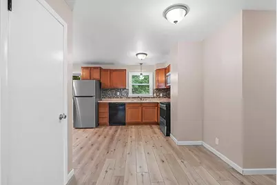 637 E Wilson Avenue, Appleton, WI 54915 - Photo 10