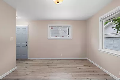 637 E Wilson Avenue, Appleton, WI 54915 - Photo 16