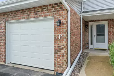 2551 Telluride Trail #F, Green Bay, WI 54313 - Photo 2