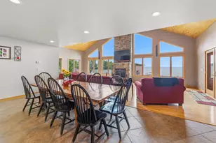 6322 Black Wolf Point Rd, Oshkosh, WI 54902 - Photo 8