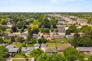 2700 N Lillian Ct, Appleton, WI 54911 - Photo 56