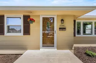 2700 N Lillian Ct, Appleton, WI 54911 - Photo 6