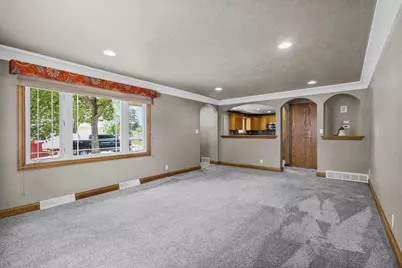2700 N Lillian Court, Appleton, WI 54911 - Photo 12
