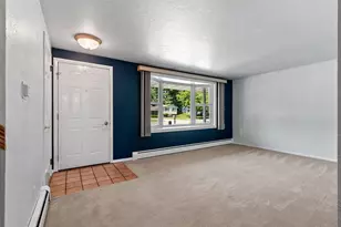 1675 Kennedy Dr, Green Bay, WI 54304 - Photo 6