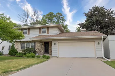 809 Melissa Street, Menasha, WI 54952 - Photo 1