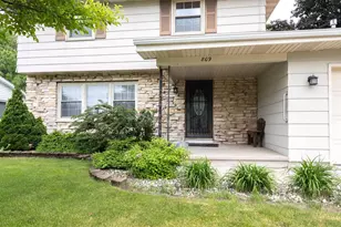 809 Melissa St, Menasha, WI 54952 - Photo 2