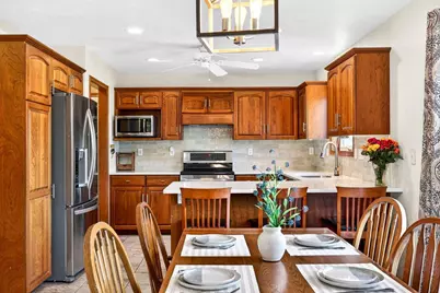N9152 Kernan Avenue, Appleton, WI 54915 - Photo 2