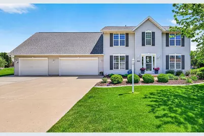 N9152 Kernan Avenue, Appleton, WI 54915 - Photo 1