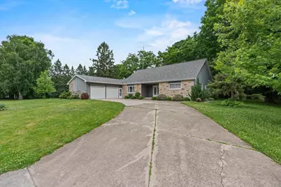 206 Woodside Street, Rosendale, WI 54974 - Photo 2