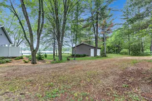 N1060 Berry Lake North Shore Rd, Gillett, WI 54124 - Photo 36
