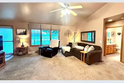 3166 Egan Lane, Green Bay, WI 54311 - Photo 4