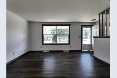 465 S Good Hope Road, De Pere, WI 54115 - Photo 10