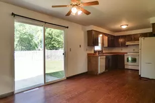 465 S Good Hope Rd, De Pere, WI 54115 - Photo 4
