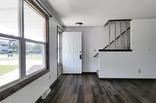 465 S Good Hope Rd, De Pere, WI 54115 - Photo 12