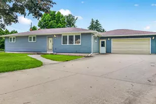 1280 Frances Way, Menasha, WI 54952 - Photo 2