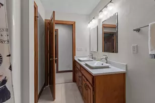 224 E Carrington Ln, Appleton, WI 54913 - Photo 32