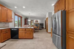 224 E Carrington Ln, Appleton, WI 54913 - Photo 12