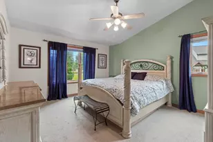 3386 Hawkeye Ct, Suamico, WI 54313 - Photo 16