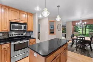 3386 Hawkeye Ct, Suamico, WI 54313 - Photo 6