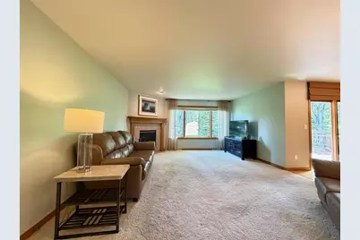 3386 Hawkeye Court, Suamico, WI 54313 - Photo 14