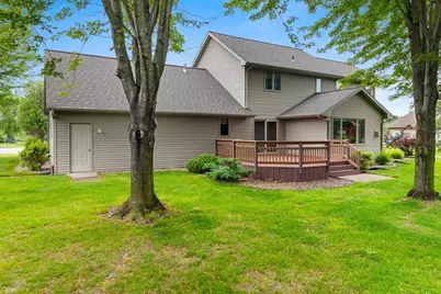 3386 Hawkeye Court, Suamico, WI 54313 - Photo 2
